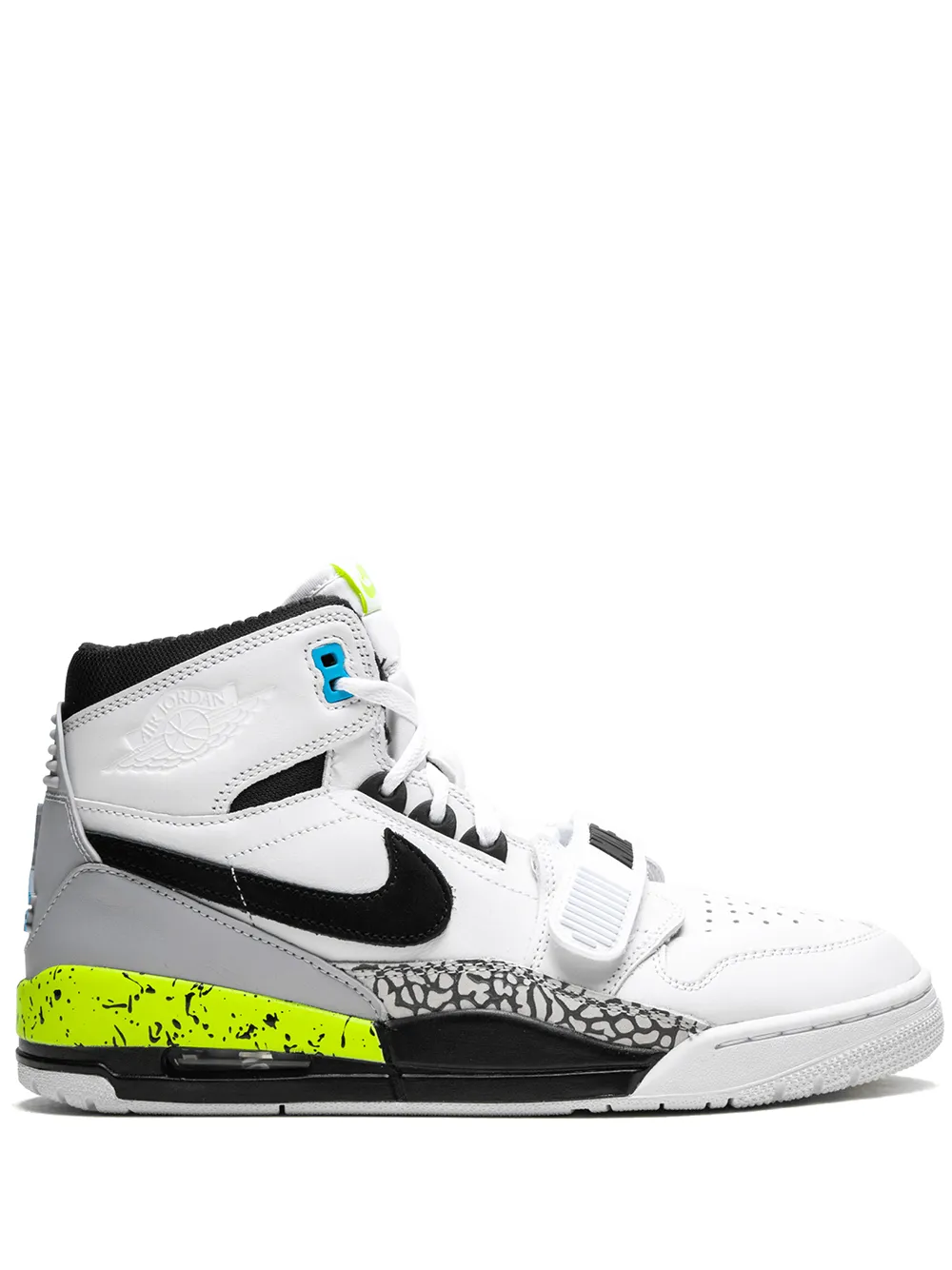 14105829_18576250_1000.jpg-1.webp Jordan Legacy 312 Command Force Volt - Image 1