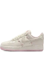 Nike Air Force 1 Low Valentine's Day (2025) - Image 2