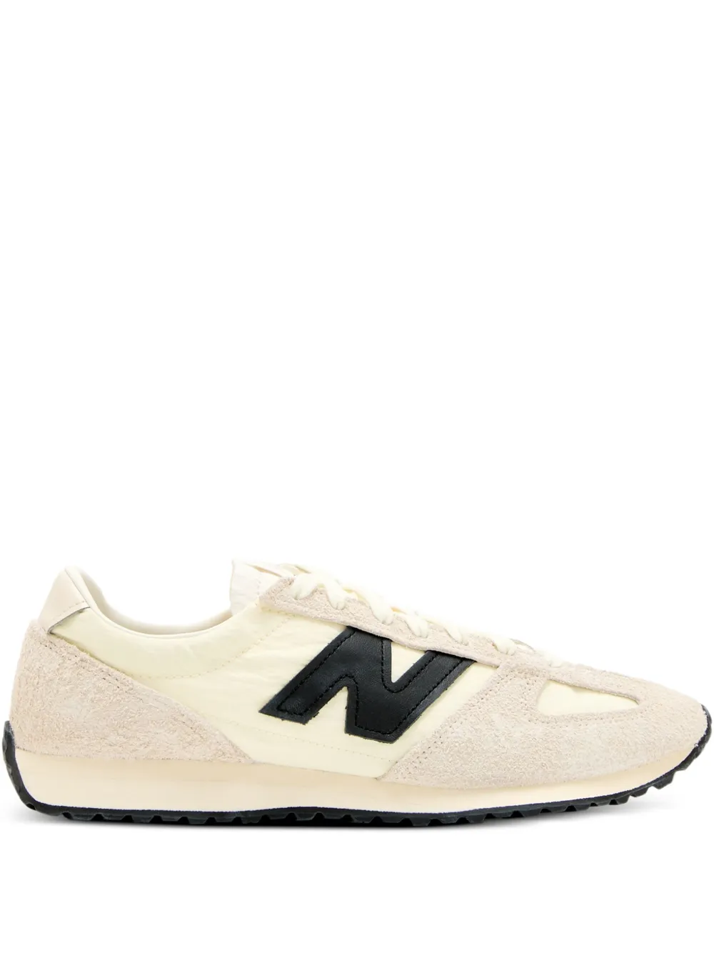 30678430_59697772_1000.jpg.webp New Balance 471 Linen Angora Black - Image 1