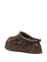UGG Tazz Caspian Slipper Burnt Cedar - Image 3