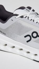 On Running Cloudsurfer Next Glacier White - Image 4