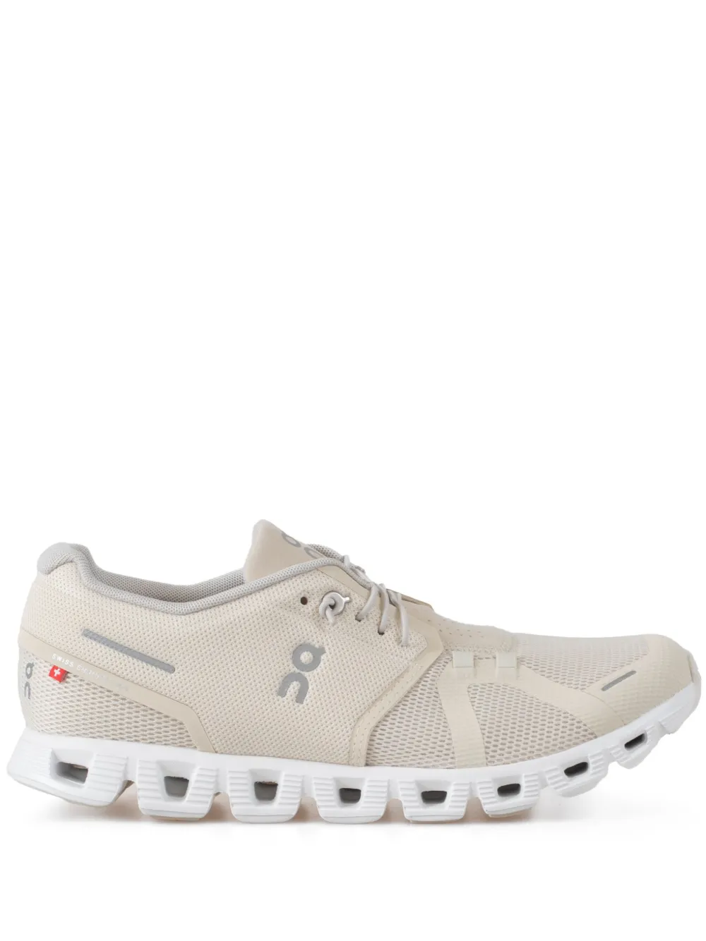 24433048_54572169_1000.jpg.webp On Running Cloud 5 Pearl White - Image 1