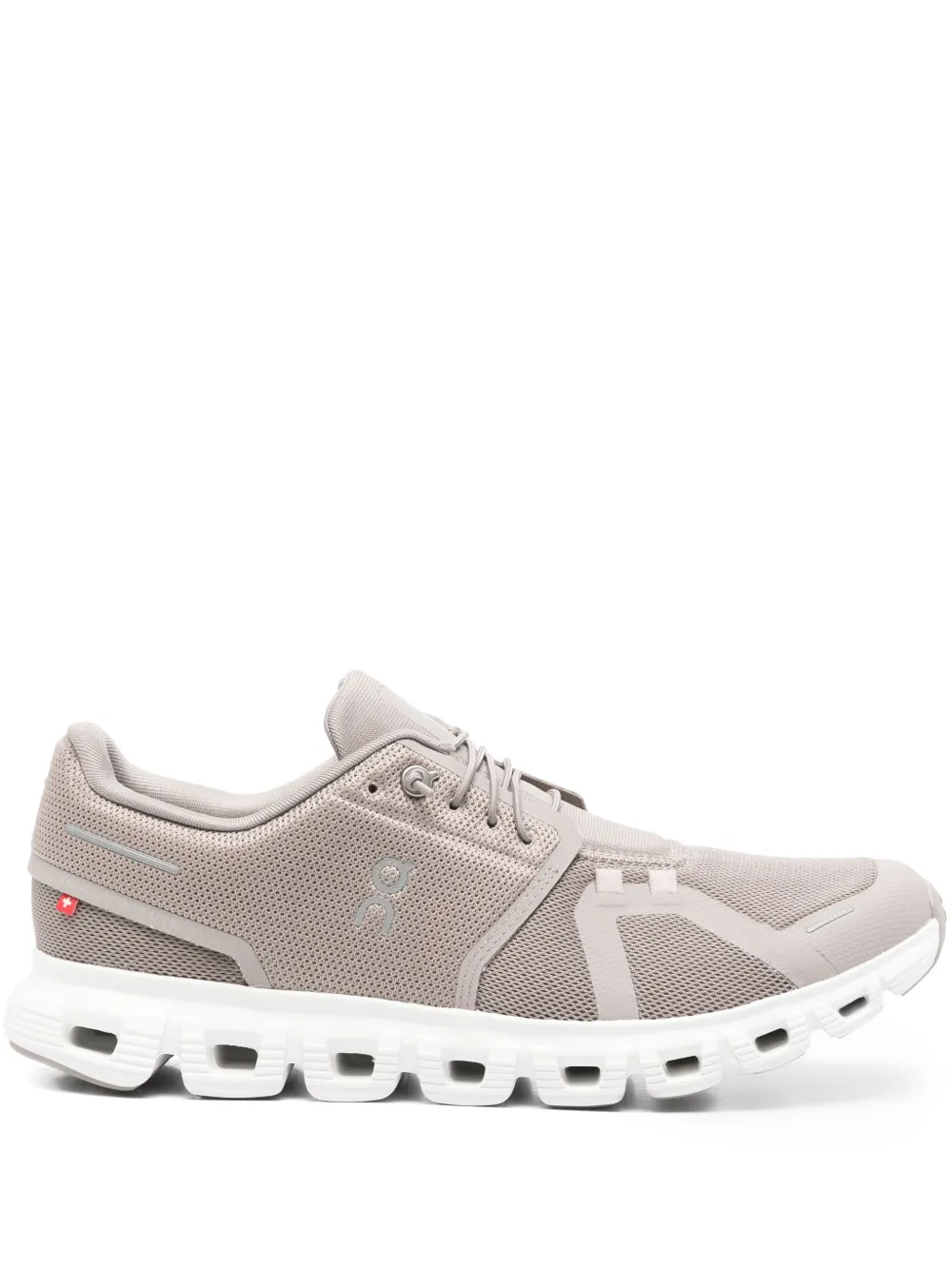 29295188_58372262_1000.jpg.webp On Running Cloud 6 Pearl White - Image 1