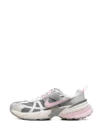 Nike V2K Run Pink Foam - Image 3