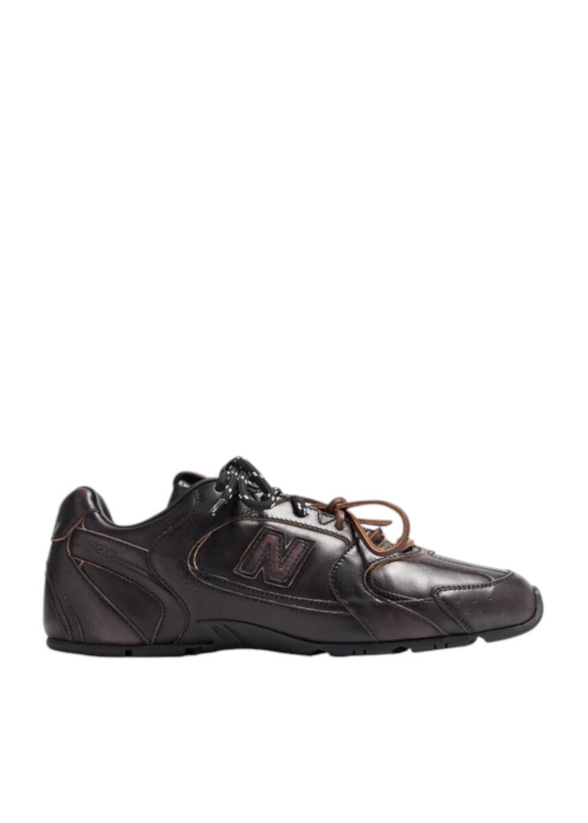 5e165ed0053f33f0002f_1-Photoroom.jpg New Balance 530 SL Miu Miu Black - Image 1