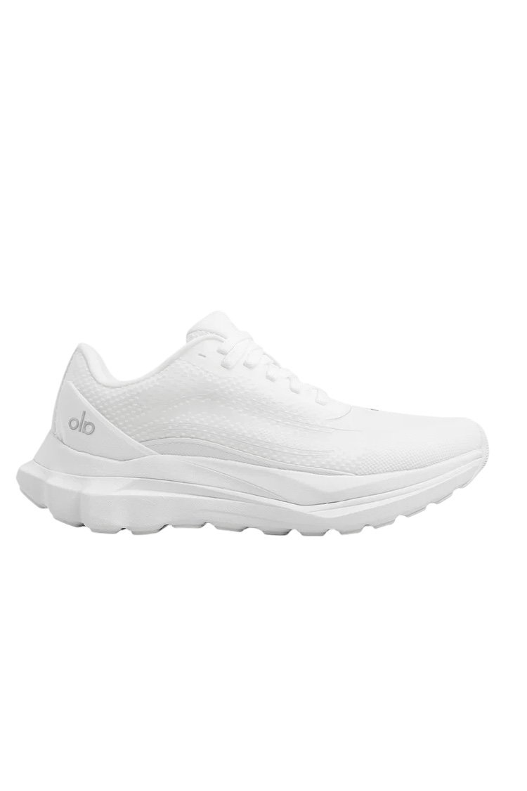 A0590U_00000_b1_s1_a1_47d6356e-8d05-4775-800e-0383fe135308_750x.jpg Alo Yoga Runner Triple White - Image 1