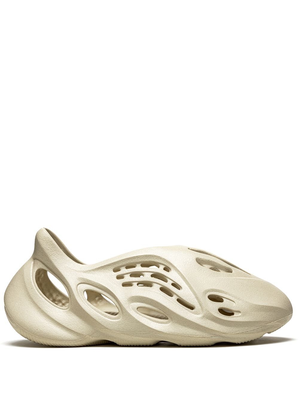 IMG_0798.jpeg Adidas Yeezy Foam RNNR Sand - Image 1