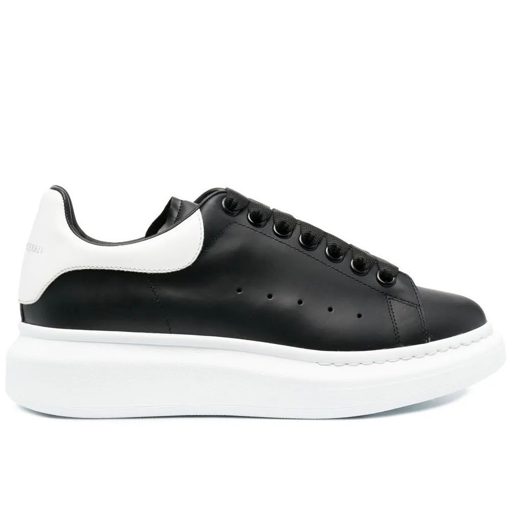 IMG_6453.jpeg Alexander McQueen Oversized Black White - Image 1