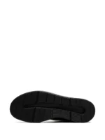 On The Roger Advantage All Black - Image 5